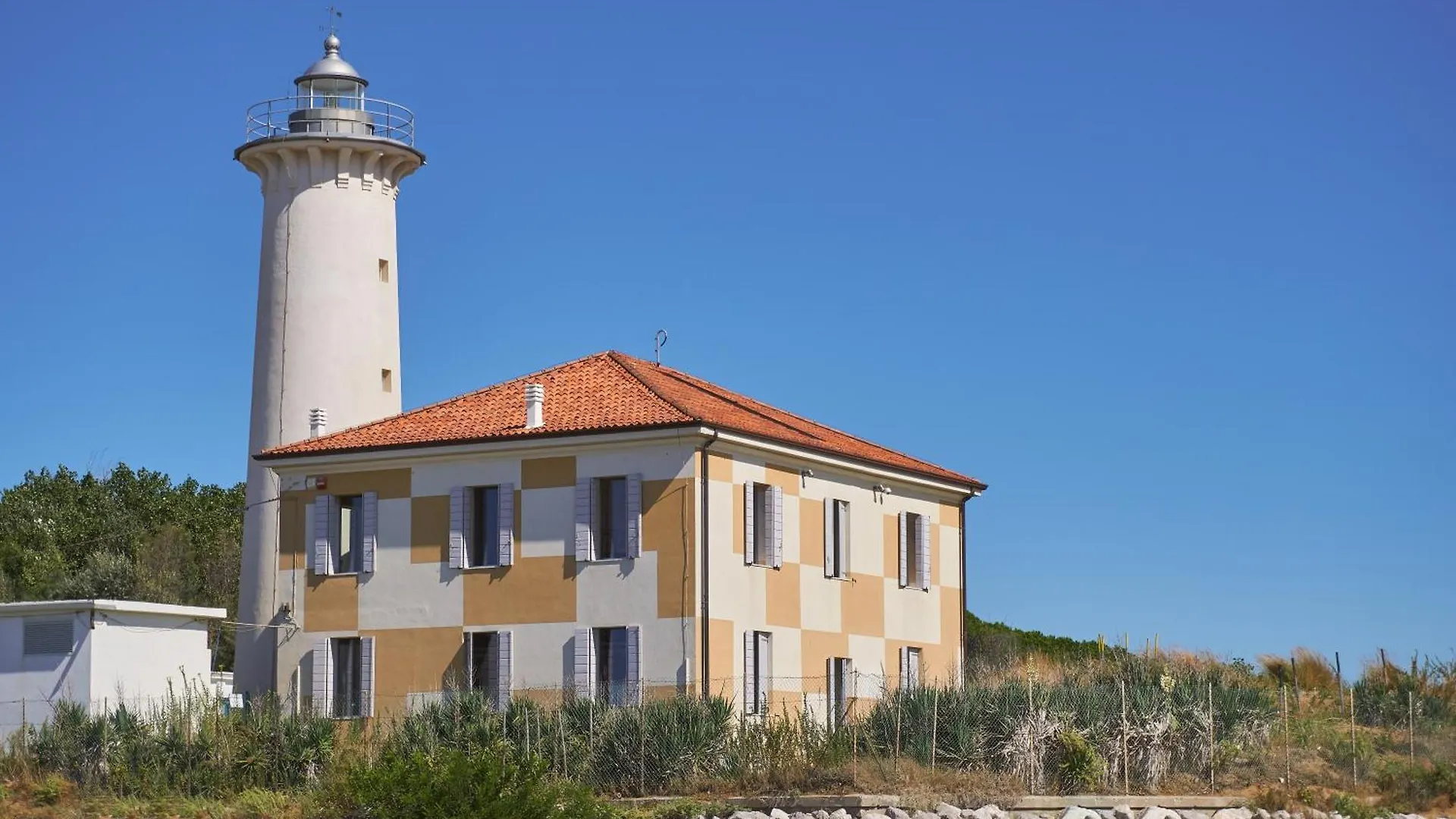 Beautiful Two-Bedroom Villa In Bibione - Beahost 0*,  Italy